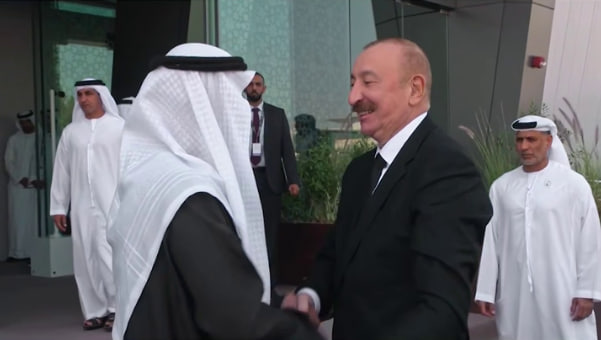 Prezident Əbu-Dabidə belə qarşılandı – VİDEO
