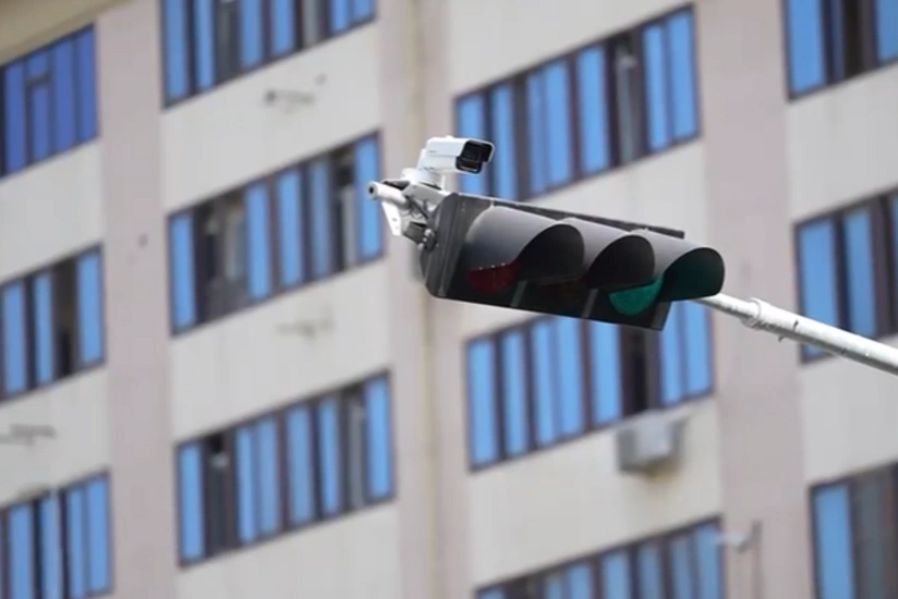 Bakıda ilk dəfə "ağıllı svetoforlar" quraşdırıldı