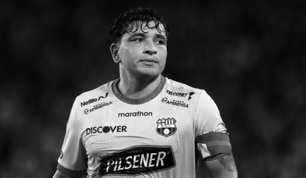 "Barselona"nın futbolçusu və arvadı öldürüldü