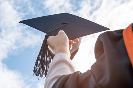 Bu tələbələrə əlavə 200 manat TƏQAÜD VERİLİR