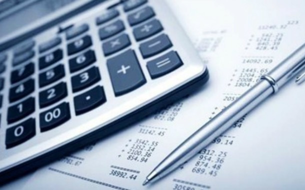 Bu şəxslərə bayramla əlaqədar 500 manat verildi - RƏSMİ