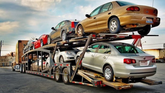 Azərbaycana bu il Gürcüstandan nə qədər avtomobil gətirilib?