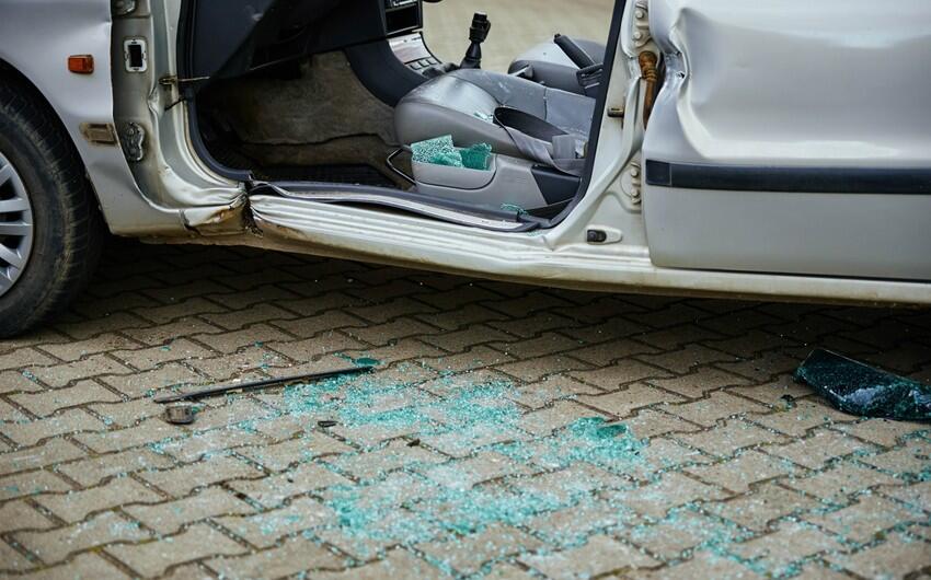 Gəncədə maşınlar toqquşdu: Xəsarət alanlar var