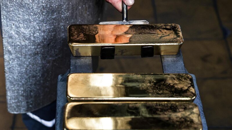 Qızılın qiyməti tarixi maksimumu yeniledi