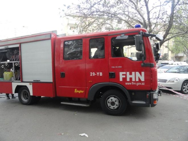 Bakıda yataqxanada baş verən yanğın söndürüldü