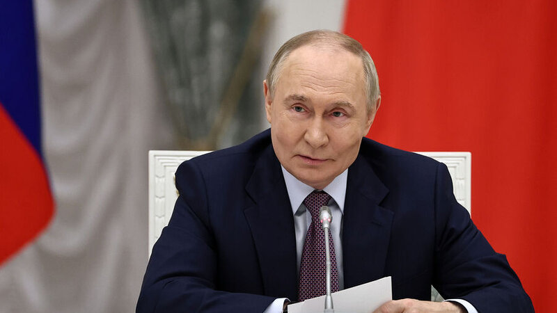 Putin Təhlükəsizlik Şurasının iclasını keçirdi