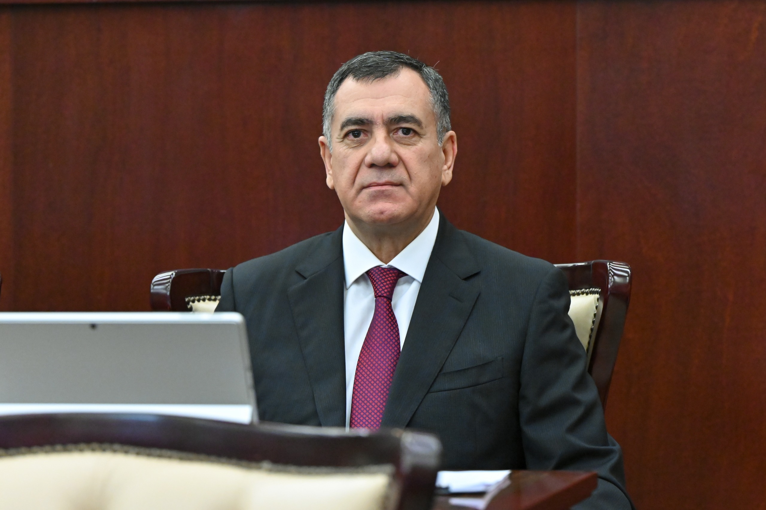 "Həmin örtüklərin dəyişdirilməsi ilə bağlı təcili addımlar atılmalıdır"- Deputat