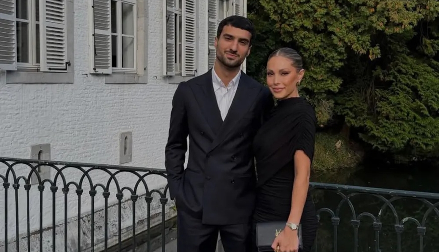 Mahir Emreli sevgilisi ilə... - FOTO