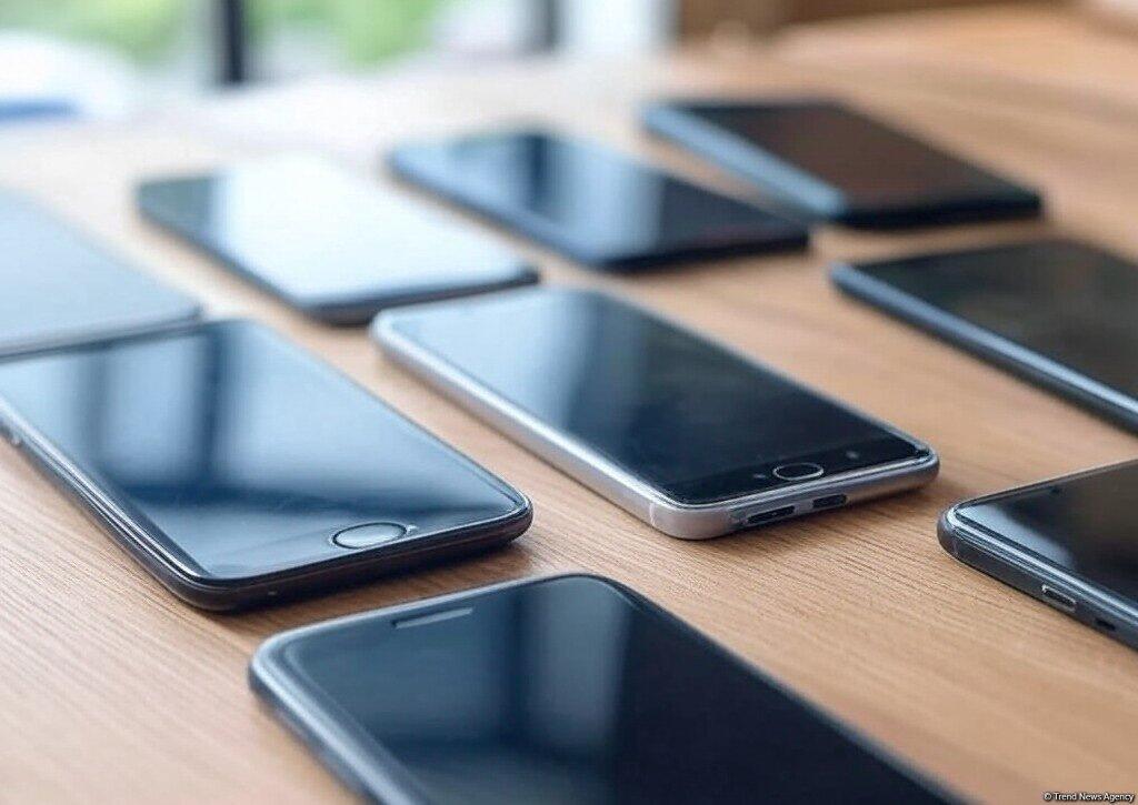 Telefonlara görə 100 manat vergi alınacaq