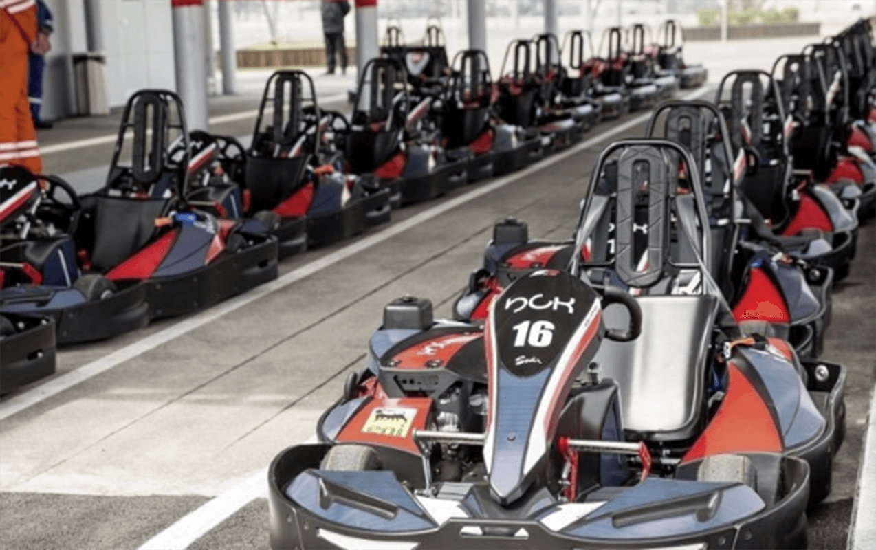 "Baku City Kartinq"də avtomobillər toqquşdu- Yeniyetmə öldü