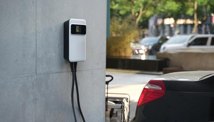 Avtomobillərin evdə şarj edilməsinə görə cərimə varmı? – "Azərişıq"dan açıqlama