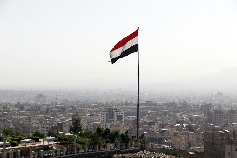 Daha bir prezident sarayı ətrafında ATIŞMA