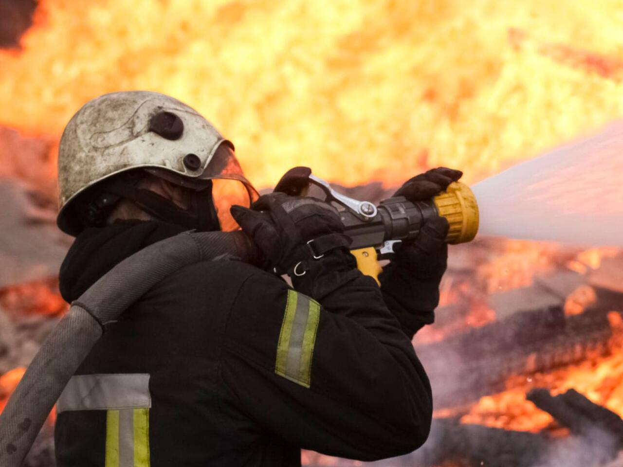 Şəkidə məktəbdə yanğın oldu