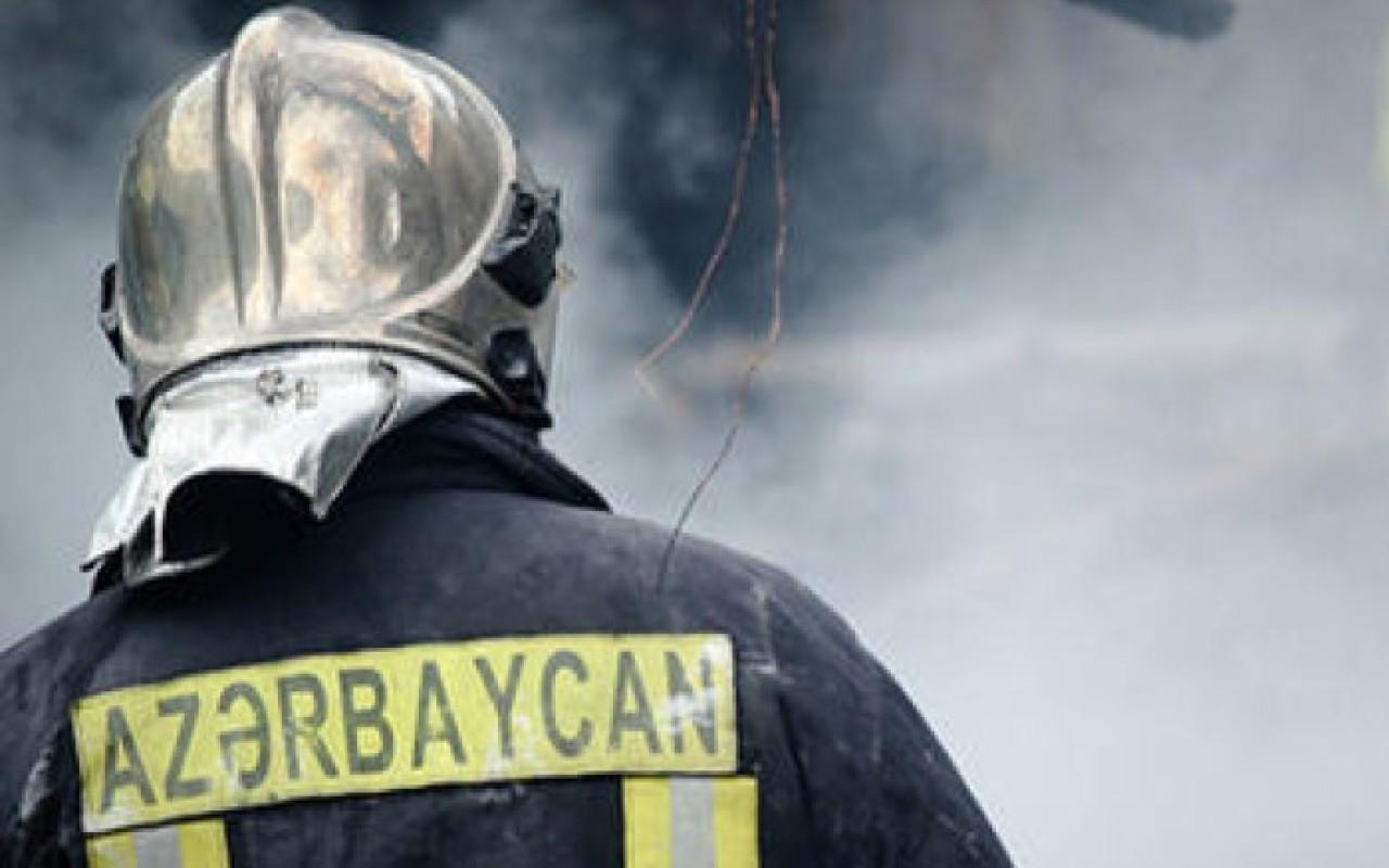 Balakəndə kafe yandı