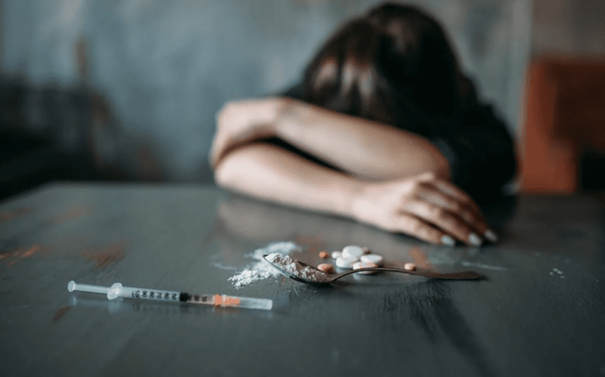Narkomaniya intihardır - Psixoloq