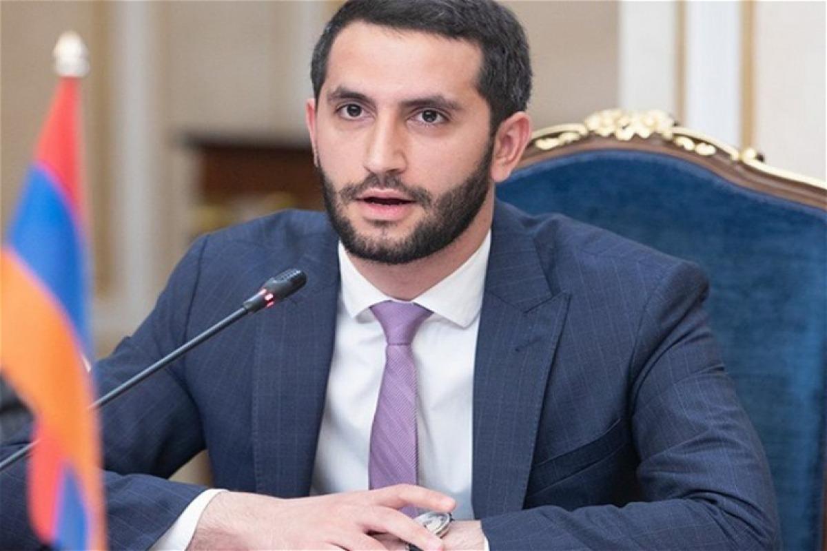 Erməni vitse-spiker Solovyovu "it" adlandırdı