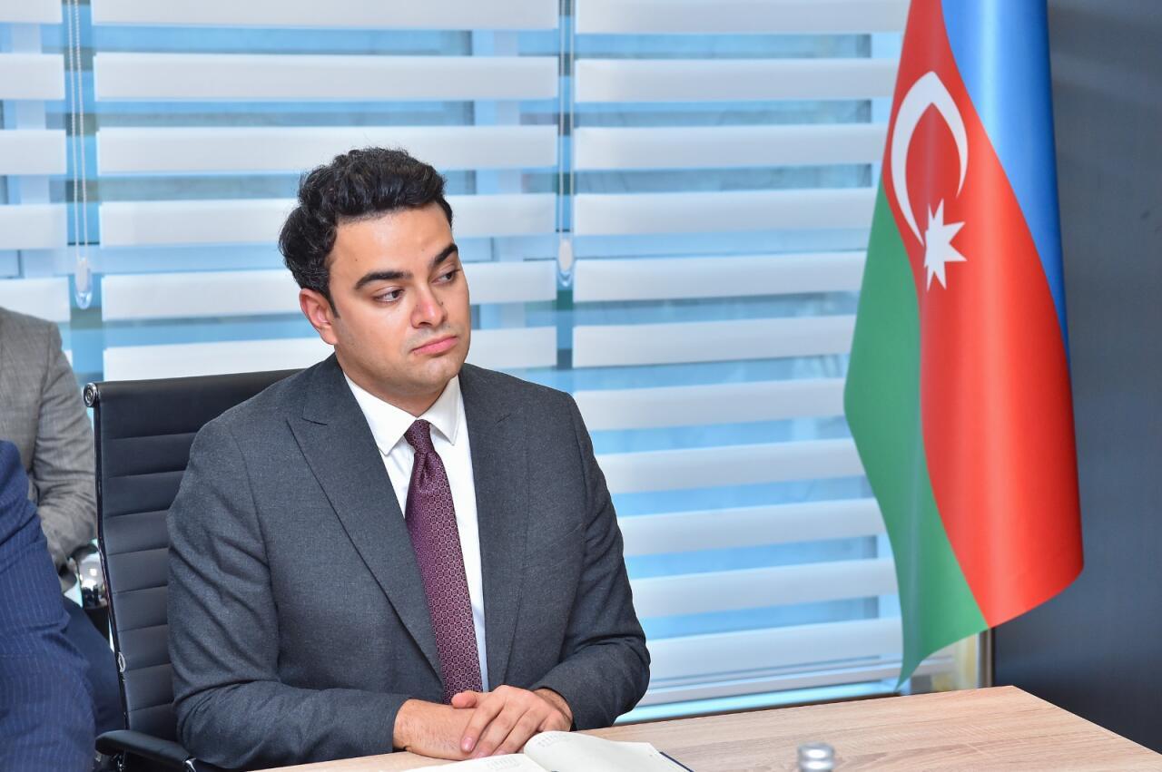 Əliağa Əzizov rəis müavini təyin olundu