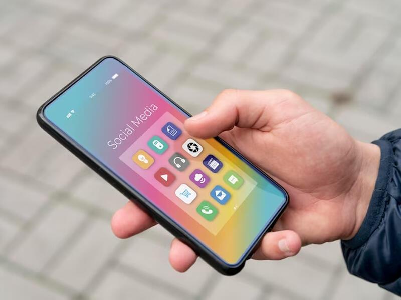 Sosial şəbəkələrdə bu məlumatları paylaşmaq qadağan olundu