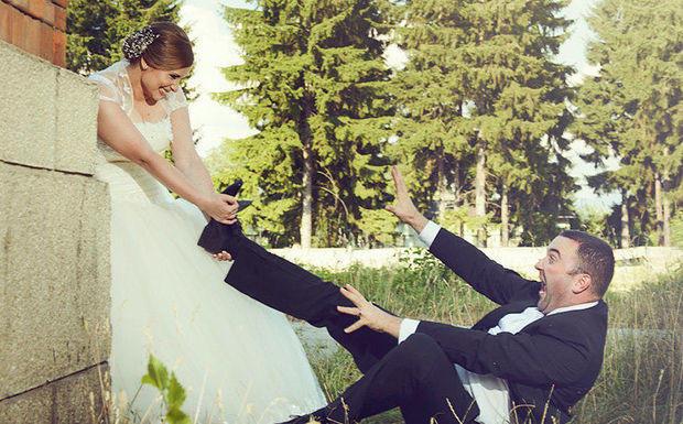 Savadlı insanlar gec evlənirlər - ARAŞDIRMA