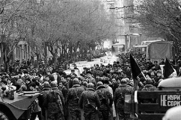 Qanlı 20 Yanvardan 36 il ötür