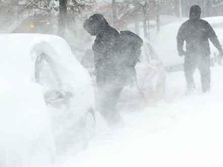 Azərbaycana güclü qar yağdı, evin talvarı çökdü -FOTOLAR