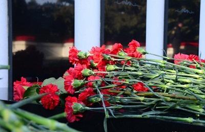 Ceyhun Bayramov və Teymur Musayev 20 Yanvar şəhidlərinin xatirəsini anıblar