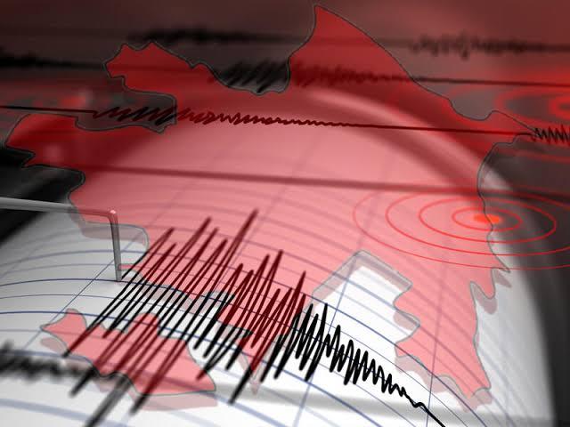 Azərbaycanda zəlzələ baş verdi