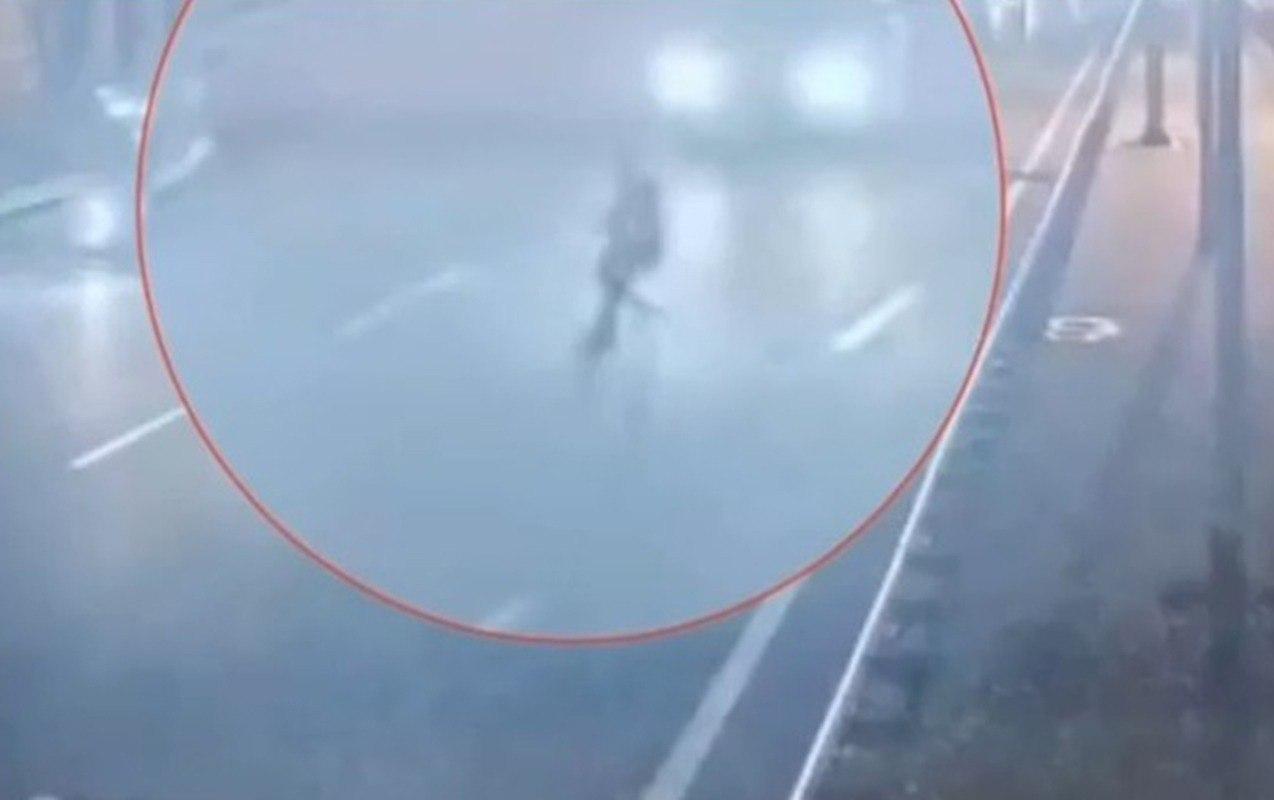 Bakıda dəhşətli QƏZA: Qadını maşın vurub öldürdü – ANBAAN VİDEO