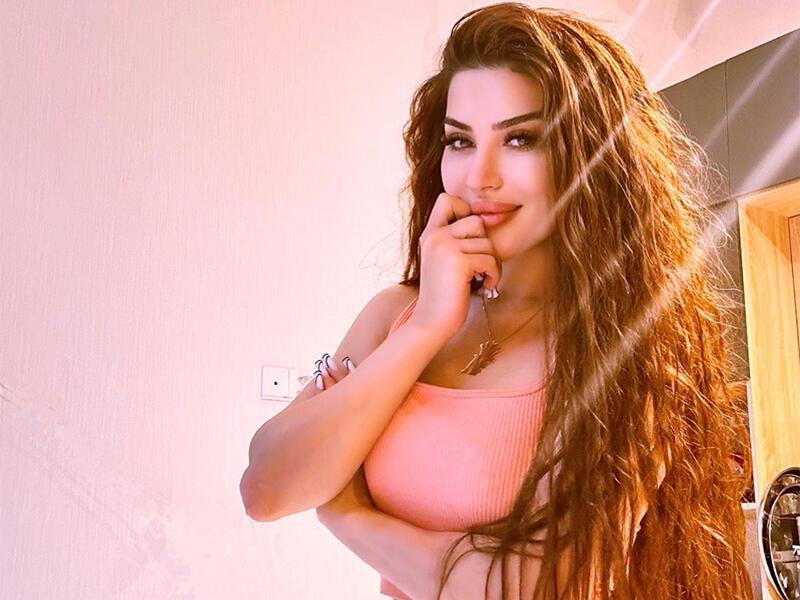 "Onların "atdığı daşlar"la özümə VİLLA tikmişəm"