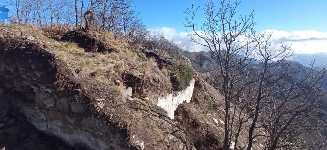 İsmayıllıda "dəfinə axtararkən" tarixi qalanı uçuranlar saxlanıldı - FOTO