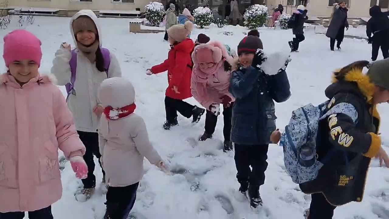 Məktəblilərin qış tətili başlayır