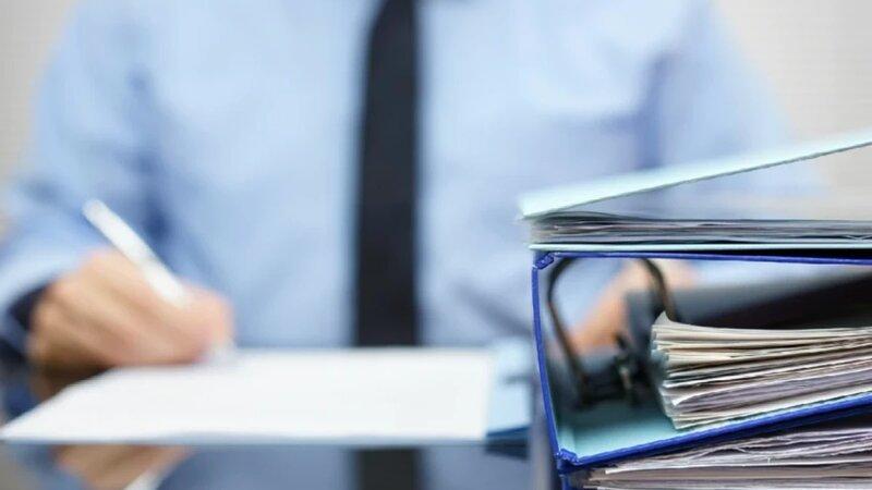 Nazir mərkəz direktorunu vəzifəsindən azad etdi