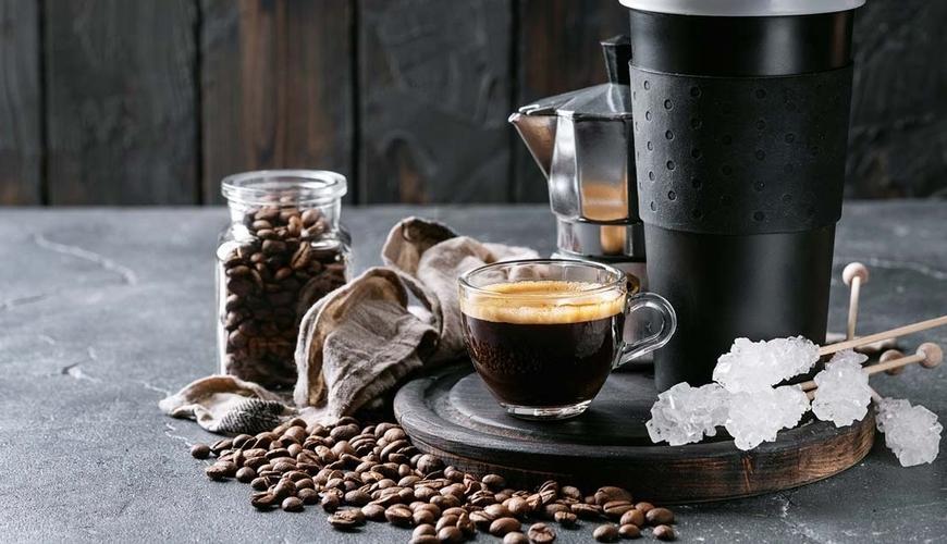 Bu içki qaraciyəri MƏHV EDİR