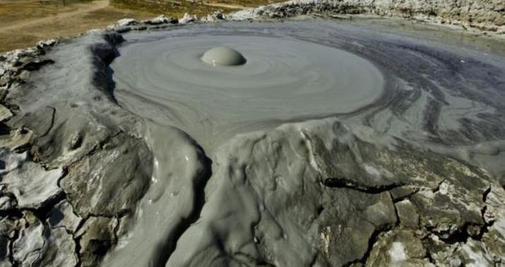 Hacıqabulda palçıq vulkanı püskürdü