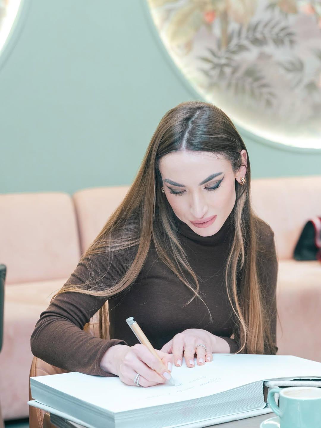 Alena Əliyeva paylaşım etdi - FOTOLAR