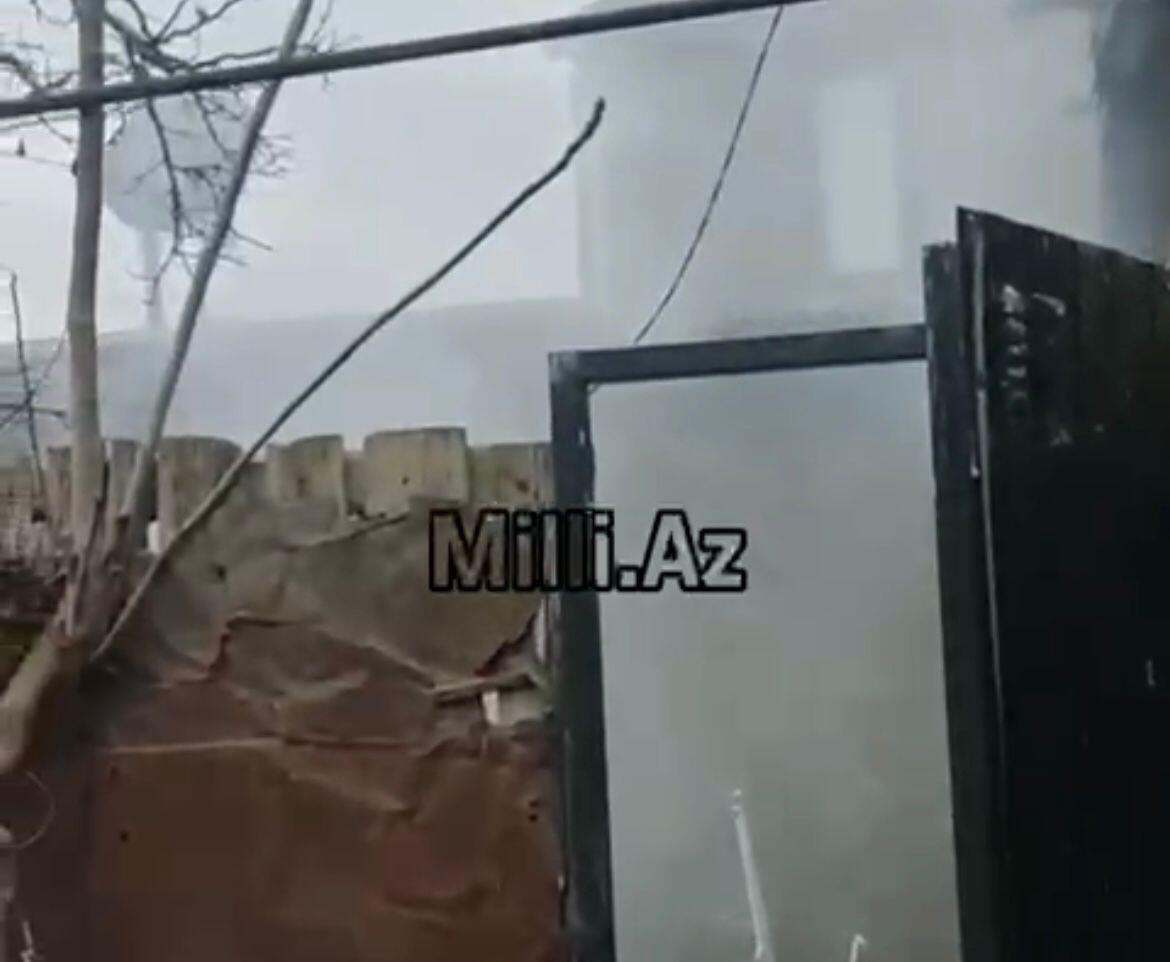 Sabunuçuda ağacları yandırıb ev tikirlər - VİDEO