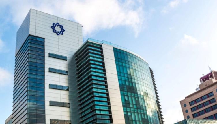 Azərbaycanlı müğənniyə həkimlər vaxt qoydu