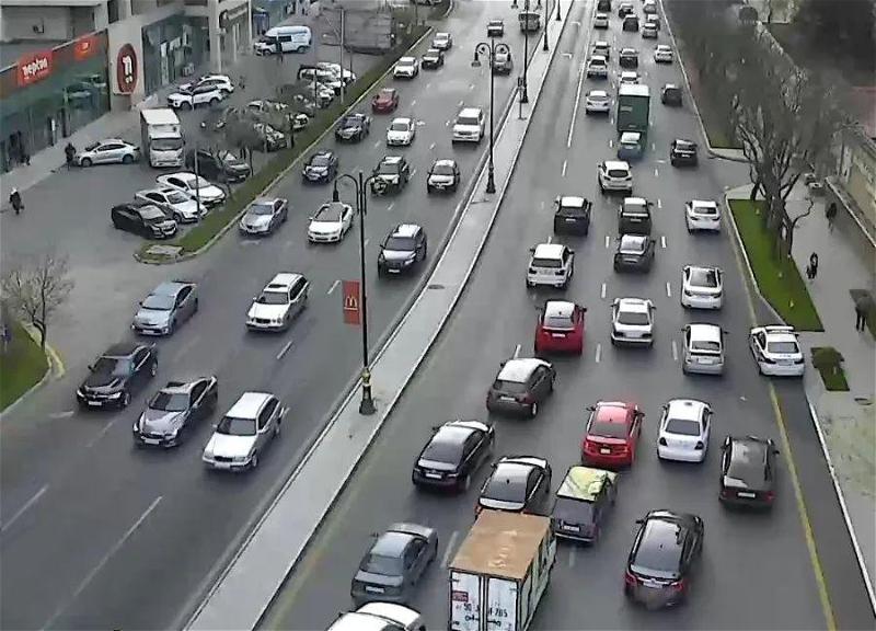 Hansı yollarda tıxac var?