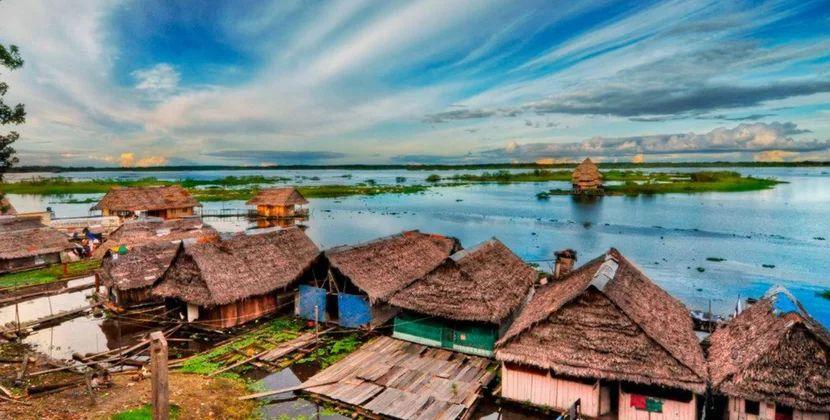 Cəngəlliyin ortasındakı şəhər: Dünyanın ən böyük yol&shy;suz yaşayış məntəqəsi