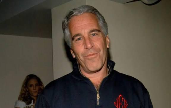 Epşteyn işi fonunda vəzifəli şəxs istefa verdi