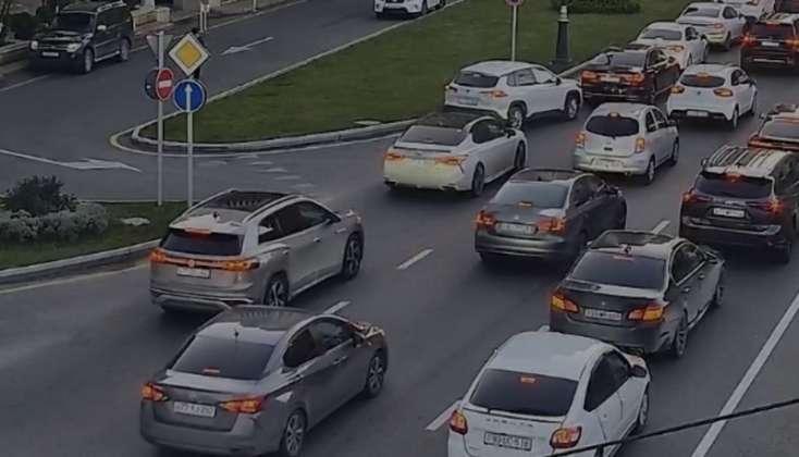 Bakının bu yollarında tıxac var -SİYAHI