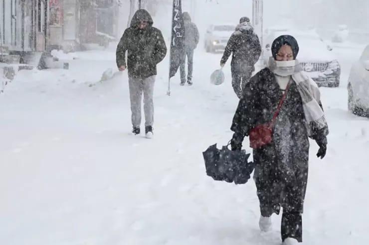 Hava kəskin soyuyacaq: Qar, güclü külək XƏBƏRDARLIĞI