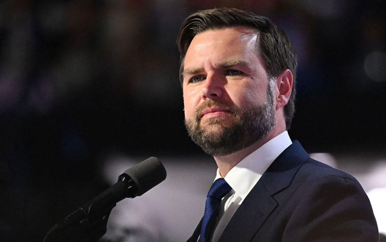 Vens İrəvandan Bakıya yola düşdü - FOTO