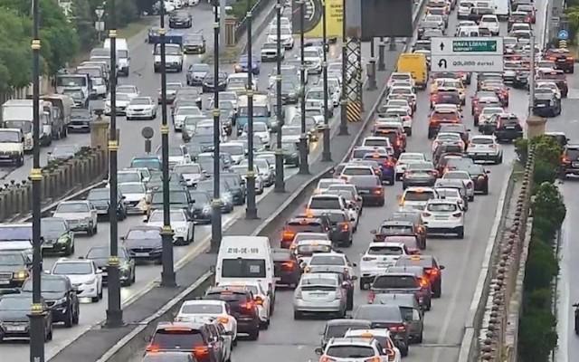 Bu yollarda tıxac var - SİYAHI