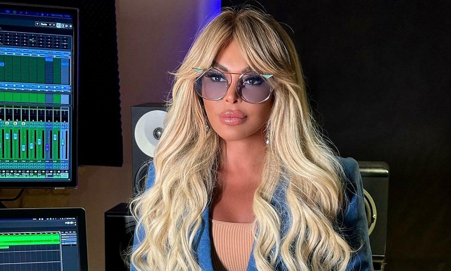 Aygün Kazımovanın görün nə qədər vergi borcu var