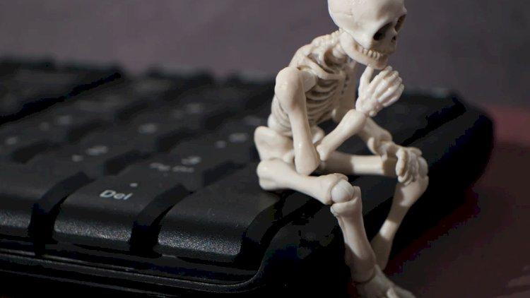 İstifadəçi öldükdən sonra da paylaşım edəcək - SENSASİON YENİLİK