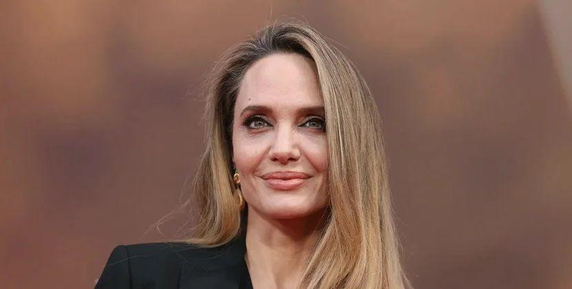 Ancelina Coli reaksiyası ilə hər kəsi şoka saldı