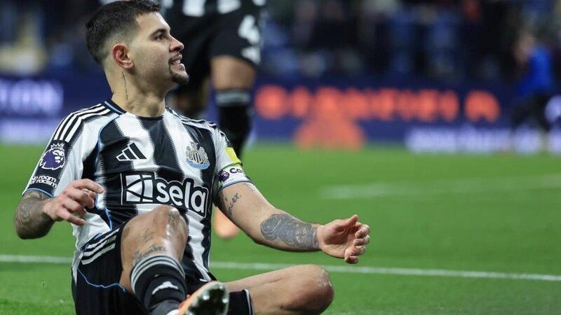 "Nyukasl"ın ulduz futbolçusu "Qarabağ"la oyunları buraxacaq