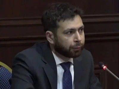 Ermənistanın xarici işlər nazirinin müavini azərbaycanlılarla görüşdü