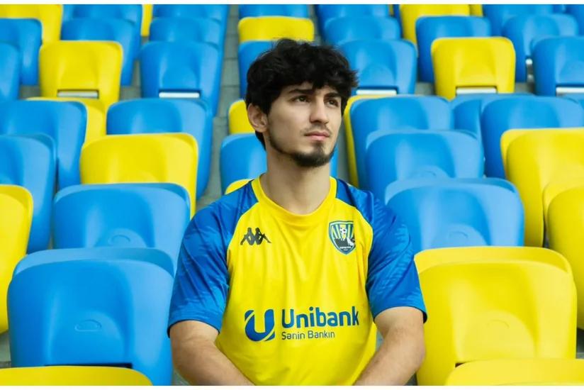 "Kəpəz" heyətini yeni futbolçu ilə gücləndirdi